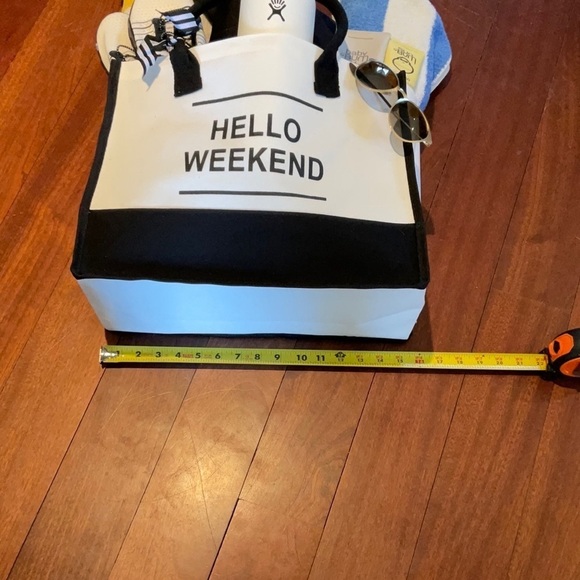 Woman's Black And White Large Canvas Handle Bag Versatile Durable & Fun - Picture 5 of 6